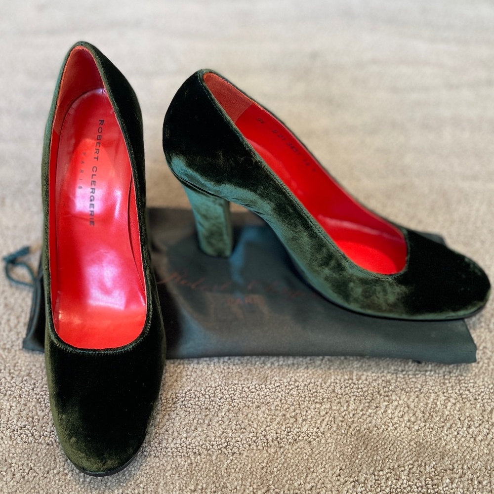 🌲Robert Clergerie Paris Green Velvet Pumps- Size 9.5 - NWOT🌲 - Picture 5 of 8